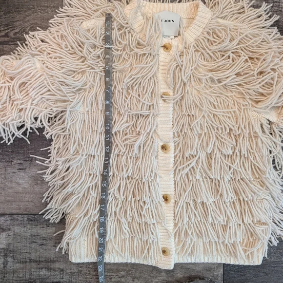 St. John Vanilla Textured Teddy Cardigan Sz. Small